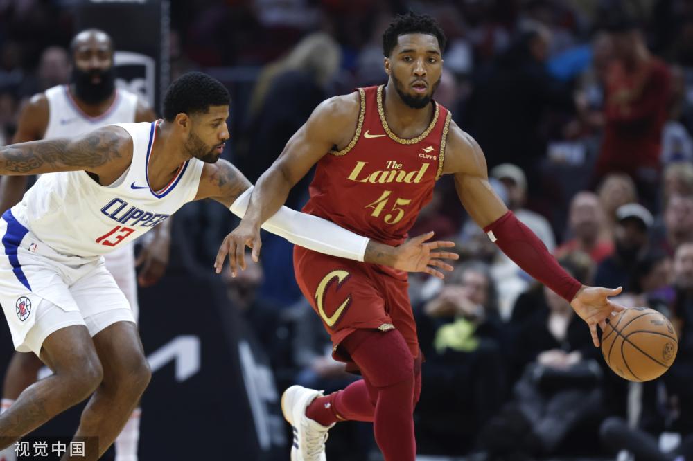 管理層做出 管理層做出