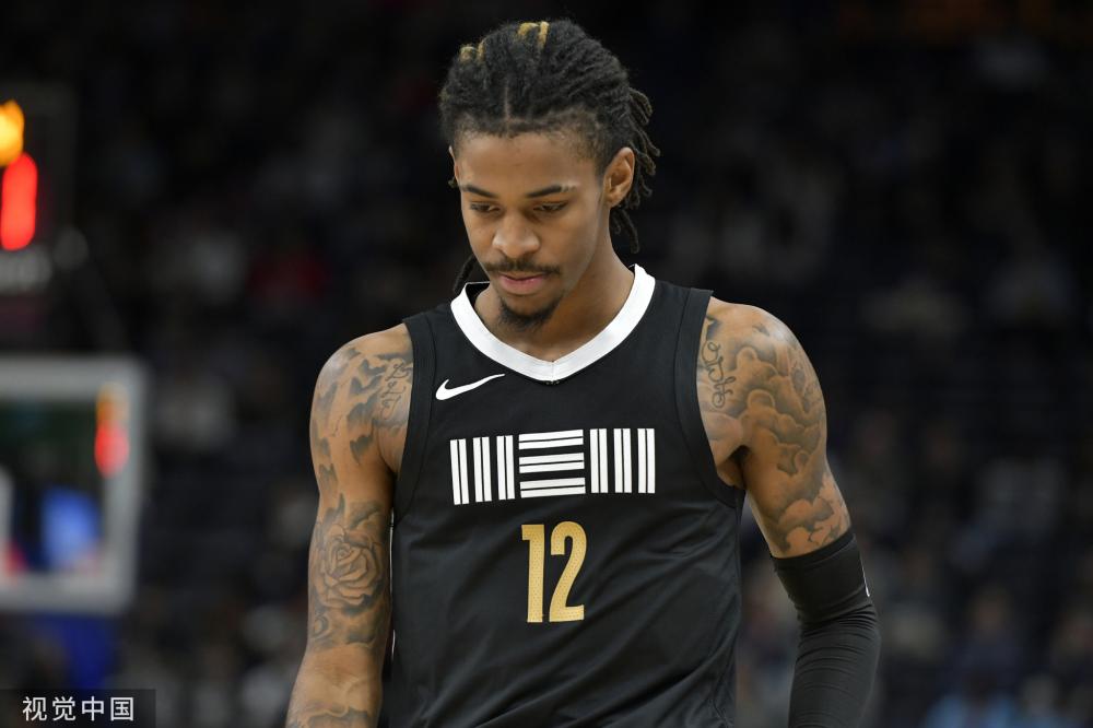 [澳网]决赛后的萨巴伦卡与基斯.