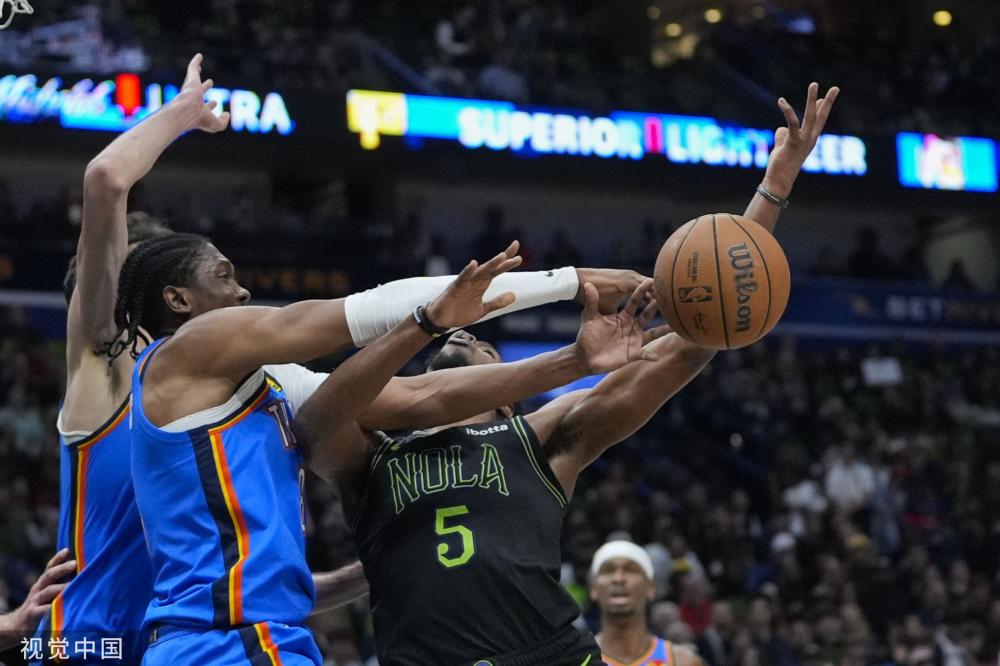 埃姆雷·詹：我们会在德甲和欧冠全力以赴，尽管德国杯止步令人失望（埃姆雷·詹：德国杯出局虽憾，我们将为德甲与欧冠拼尽全力）