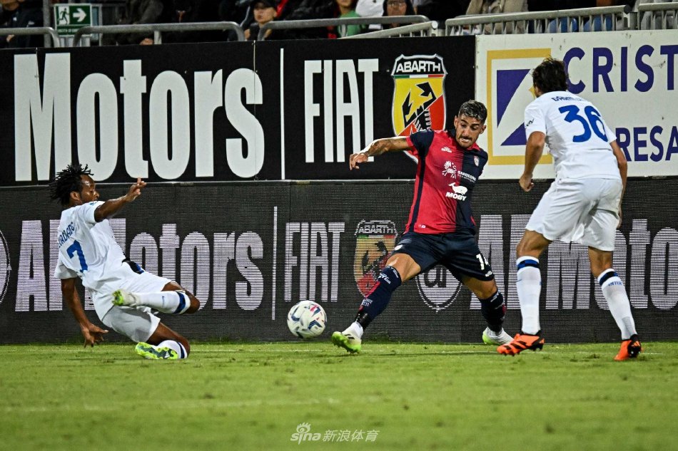 掘金森林狼加时赛最后时刻：华子被驱逐 穆雷关键三分+掘金14罚13中（掘金vs森林狼加时末段：爱德华兹被驱逐，穆雷命中关键三分，掘金罚球14中13）